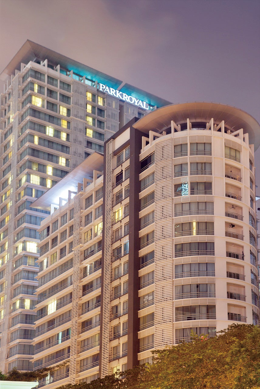 L_Exterior (Night) 1