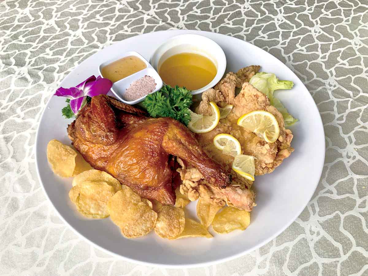 ローストチキン＆フライドチキンの2種盛り合わせ