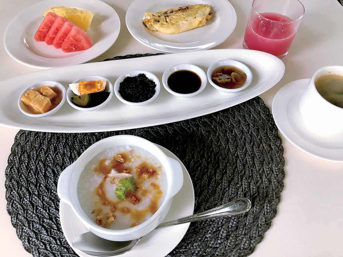 レストラン料理に舌鼓