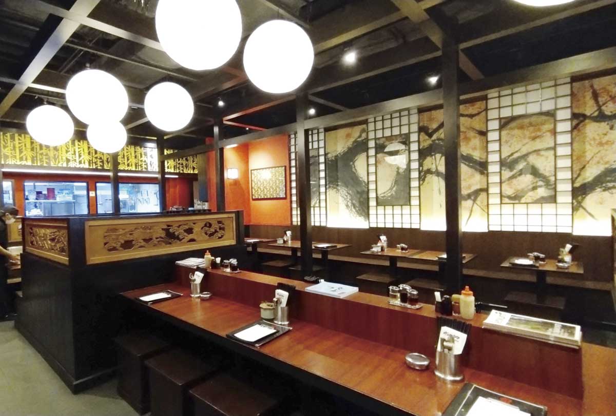 雰囲気の良い店内
