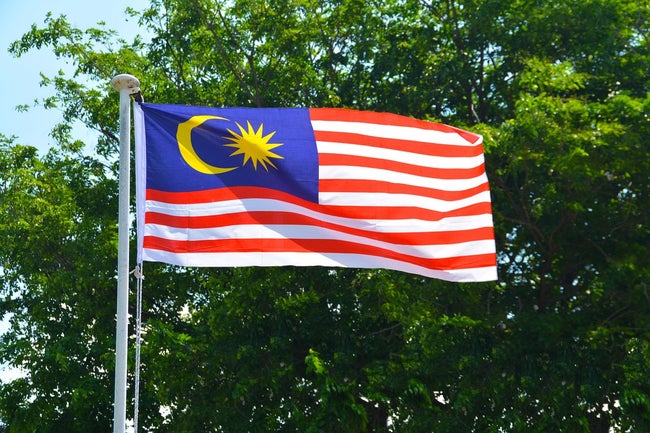 独大統領がマレーシア来訪、歓迎式典も催行