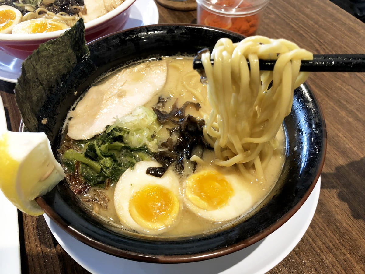 清六屋】本格日本の味を堪能できる超濃厚とり白湯ラーメン！日本人が現地で直接経営しています