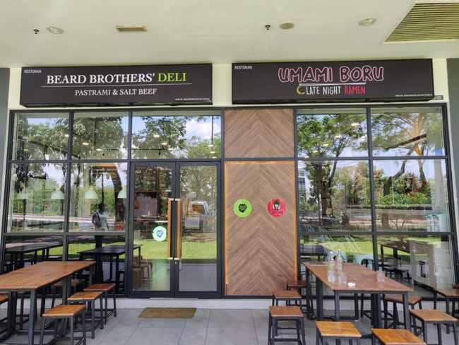 食べた直後にまた食べたい 極上のビーフサンドイッチに舌鼓