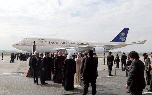 サウジアラビア国王 11年ぶりに来馬