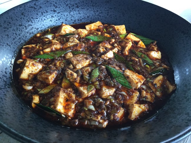 日本人シェフによる 本格四川料理 ポークフリーでムスリムもOK！