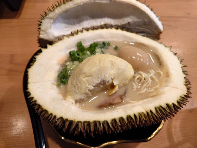 麺屋獅子道、ドリアンラーメンを期間限定で提供