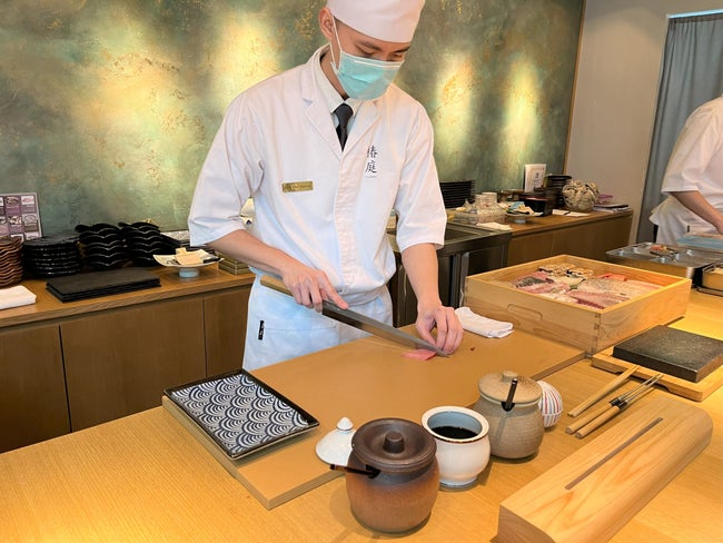 TTDIマーケットすぐ近くの “おまかせ” 寿司割烹「椿庭」 豊洲直産の海鮮! 寿司食べ放題コースを堪能