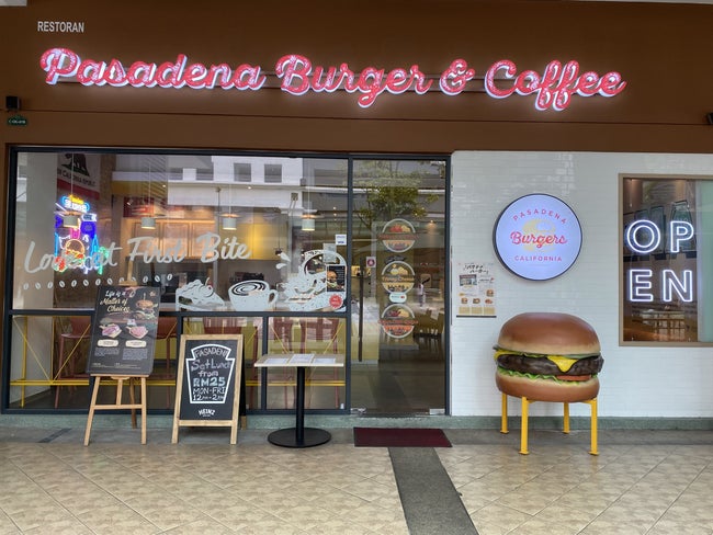 本場の味が楽しめる「Pasadena Burger & Coffee」 ここでしか味わえない新メニューをチェック