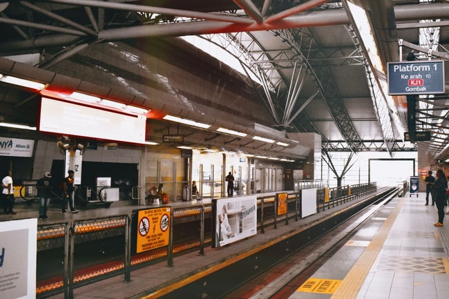 会計のデロイト　TTDI駅の命名権を取得