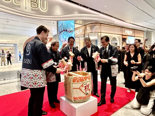 日系百貨店SEIBU  TRXにオープン