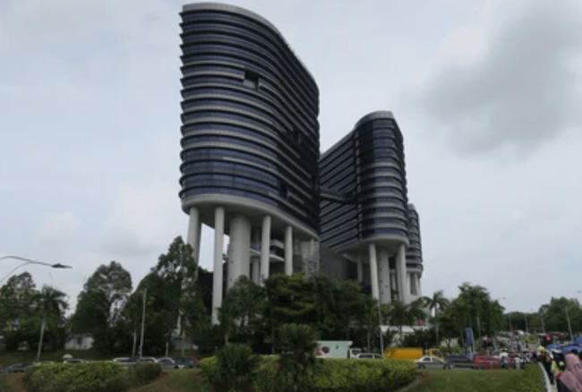 マレーシア元首相の息子、汚職捜査でMACCに召喚