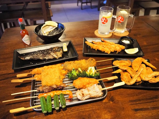 雰囲気＆コスパ抜群の居酒屋バー   お好みの調理法＆味付けで楽しむ串料理