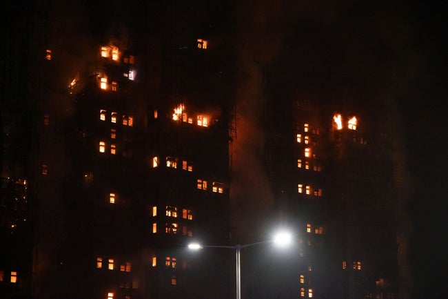 モントキアラ高層コンドミニアム火災で男性死亡 ― 消防システム不具合も懸念