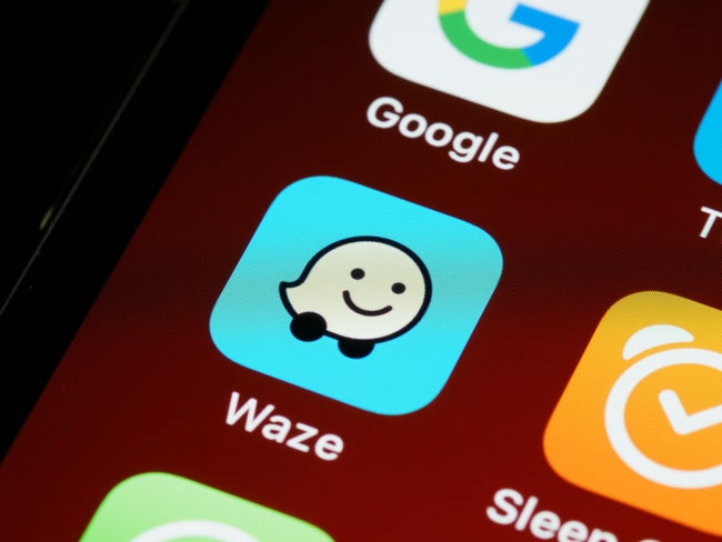 政府、Wazeの利用を控えるよう呼びかけ 国産アプリ「TuJu」を推奨